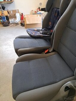 VW Sharan 2007 sedadla