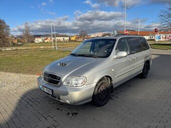 Kia Carnival 2,9CRDi 106kW, Tažné, automat