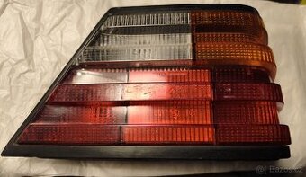 Zadní lampa na MB W 124-pravá