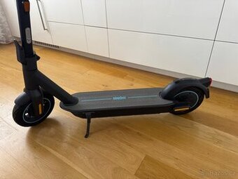 Elektrická koloběžka Segway Ninebot MAX G30D II