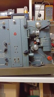 Prodám americký projektor 16 mm