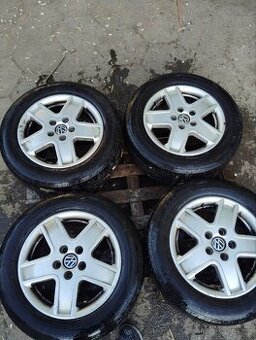 Alu kola 215/60 R16