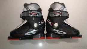 Lyzaky pro prvni lyzovani pro deti 2 - 3,5 roku, cca EUR 26,