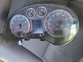Prodám budíky na audi a3 3,2 184kw benzín 8000rpm