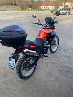 UM DSR 125 ADVENTURE
