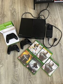 Xbox one, 3 ovladače a hry - 1