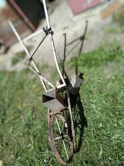 Sazečka řepy a podobně - 1