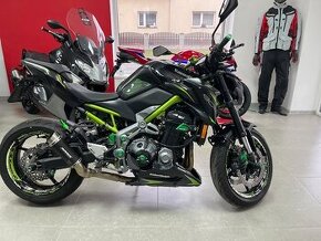 KAWASAKI Z900 - 1