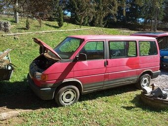 Prodám díly z VWT4 multivan