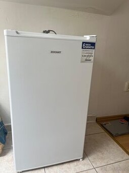 Malá lednice Zerowatt