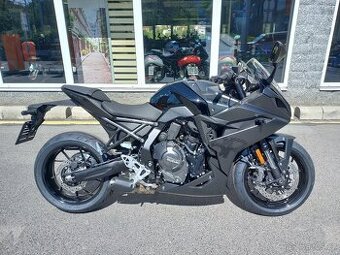 Suzuki GSX-8R