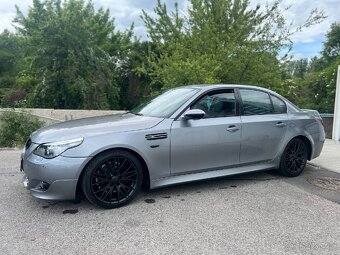 BMW E60 535D M5 Look