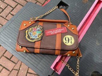 Harry Potter limitka taška Official Harry Potter Sling Bag