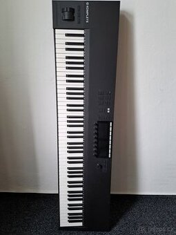 Native Instruments Komplete Kontrol S88 MK2