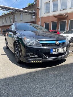 Opel Astra H GTC