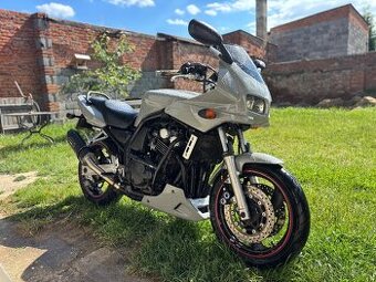 Rozprodam FZS600 na ND