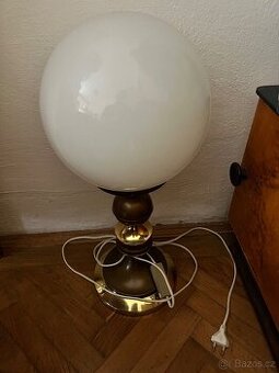 Lampa retro