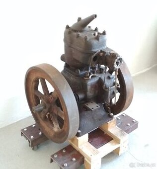 Stabilní motor Slavia 4-5HP Vivax