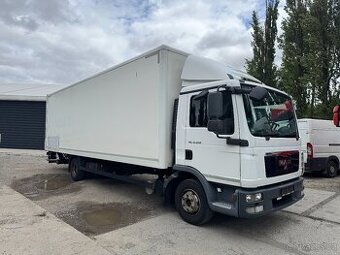 MAN TGL, 12.220,E5,SKŘÍŇ,ČELO