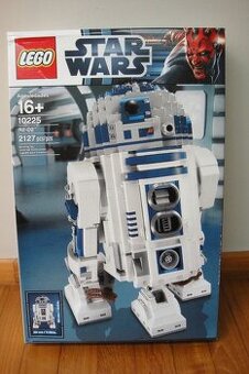 LEGO Star Wars UCS 10225 – R2-D2 (BNIB)