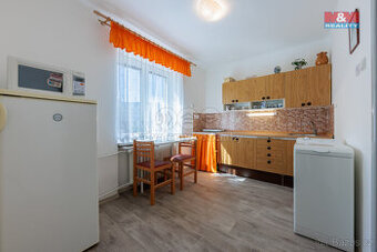 Pronájem bytu 1+1, 33 m², Karlovy Vary, ul. Závodu míru