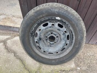 Disky a pneumatiky 165/70 r14 Fabia 1 - cena za 4 ks