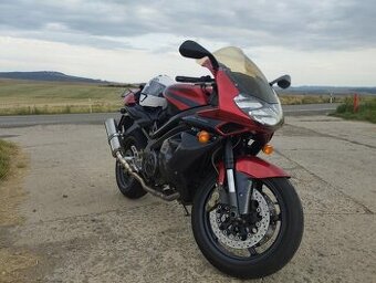 Aprilia SL 1000 Falco 87,5 kw 2005