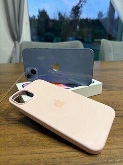 iPhone 14 plus - bledě modrý