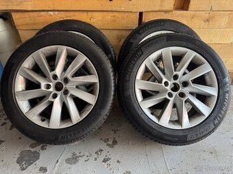 Škoda Superb 215 55 17"