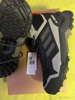 Boty TERREX Eeastrail 2 (US 11,5 - UK11) nové PC: 2.800 Kč