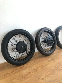 KOLA NA STARÝ MOTOCYKL ARIEL 500 a 557 PO RENOVACI