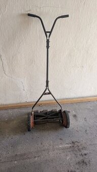 Sekačka ruční vřetenová