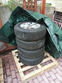 Hyundai Tucson 2017 – zimní alu kola 215/70 R16