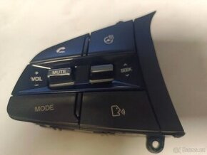 Ovládání na volantu Ssangyong Korando