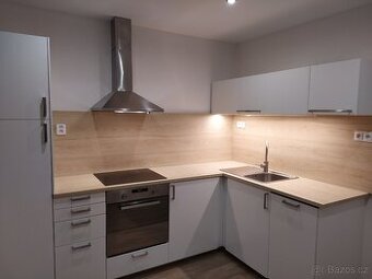 Pronajmu byt 1+1 v Rychnově nad Kněžnou - centrum.