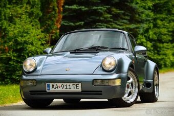 PORSCHE 911 COUPE 3.0i SC,Manual,G-Model (964 Turbo Look)