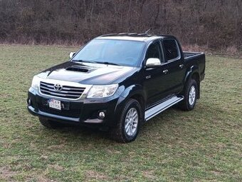 toyota Hilux 3.0  4x4 ✅✅✅