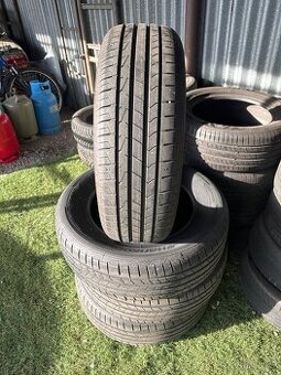 Letní pneu 215/65/17 Hankook ventus prime 3x