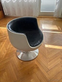 Designové otočné křeslo v retro stylu Club