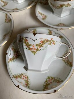Porcelánová kávová souprava