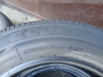 2ks letní pneu 175/65 r14