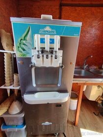 Zmrzlinový stroj na zmrzlinu Carpigiani Tre B/p - 1