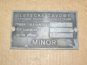 Prodám originální výrobní štítek Minor z roku 1949