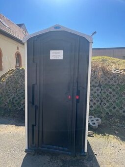 Mobilní wc (toi toi)