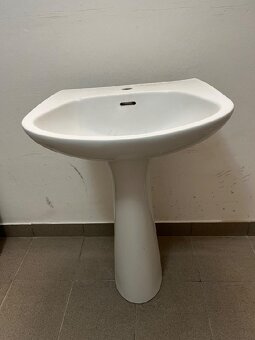 prodej vybavení koupelny+WC