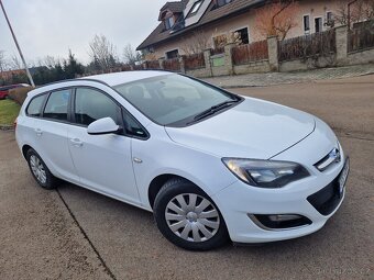 Opel Astra J 1.7 cdti - nové ČR - 1 majitel - STK 2027