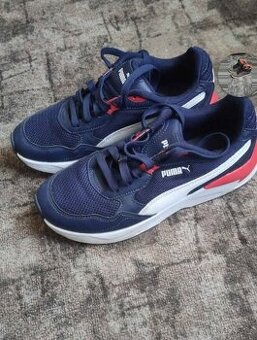 Sportovní boty PUMA vel. 38,5
