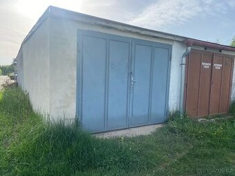 Pronájem garáže - Litvínovice u Č.B.