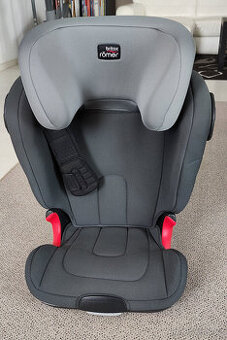 Autosedačka BRITAX ROMER KIDFIX XP SICT černá