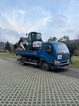 Avia D75